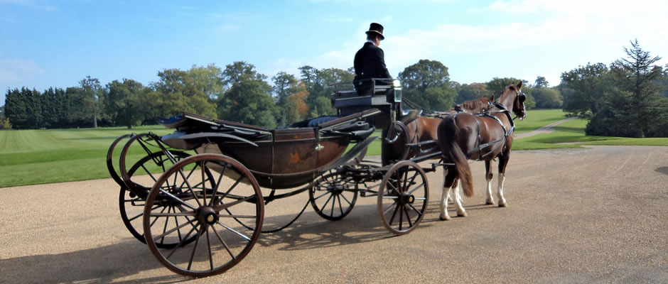 Haydn Webb Carriages private wedding